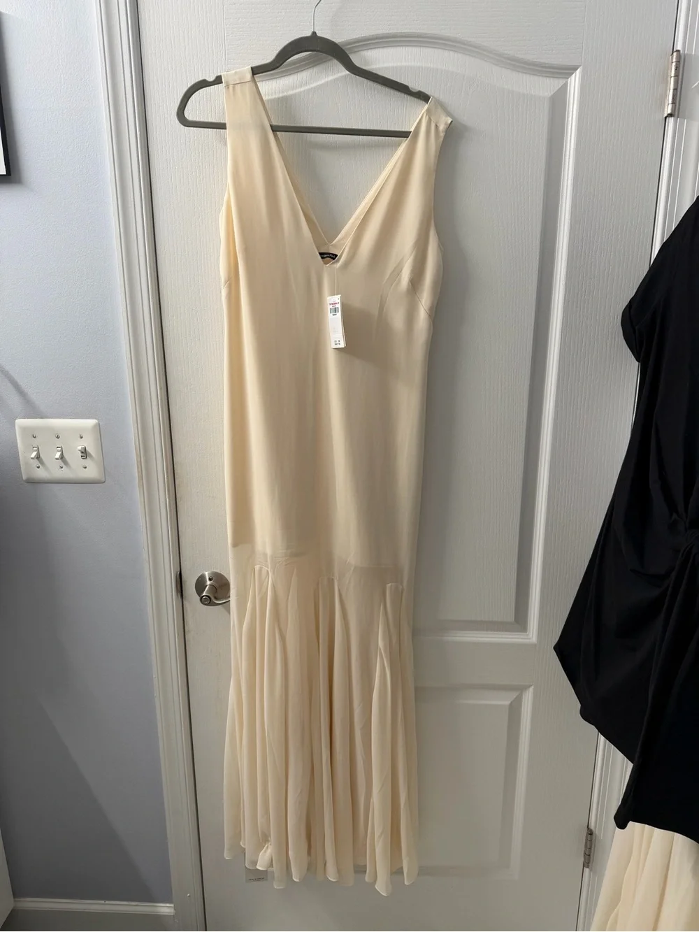 Abercrombie & Fitch Cream V-Neck Maxi Dress